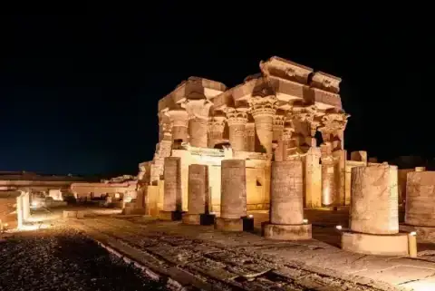 Explore kom ombo temple on your Awan tours